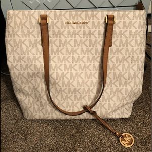 Michael Kors shoulder bag